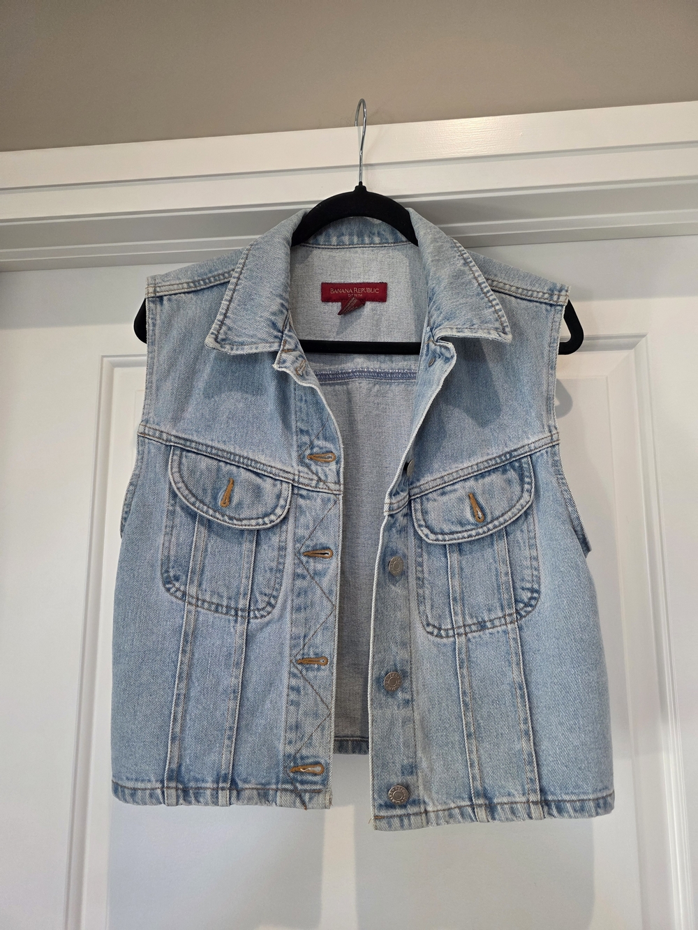 Light Wash Denim Vest - Banana Republic